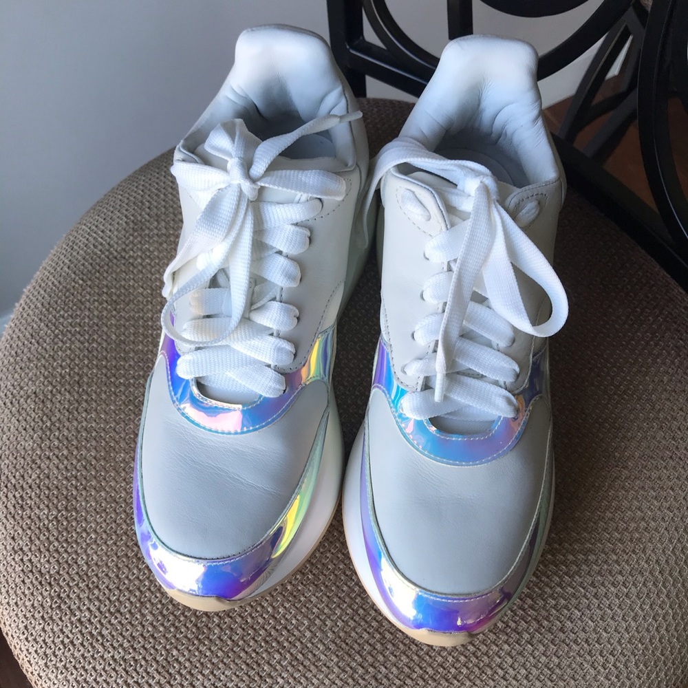 Alexander McQueen iridescent sneakers - Picture 8 of 12
